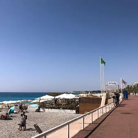 Tres Jolie Vicino Al Mare